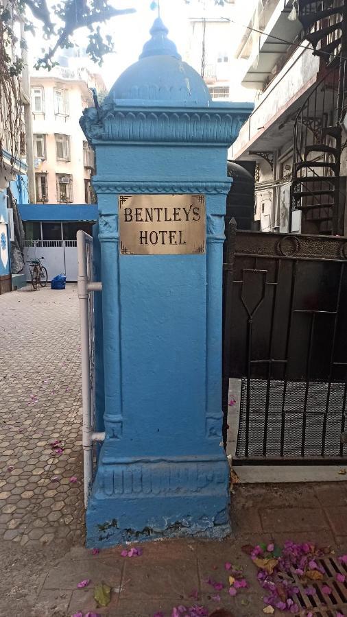 Bentleys Hotel Mumbai Kültér fotó
